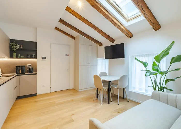 Apartamento Via Ghiberti Stazione 50 *